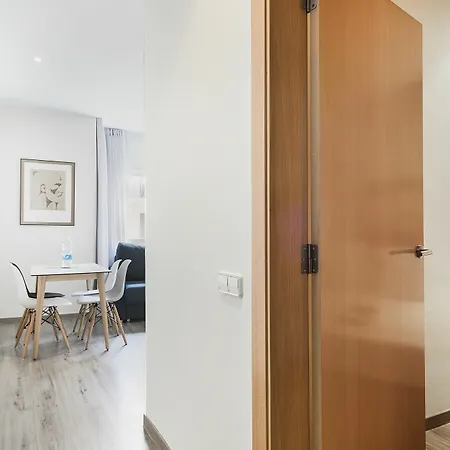 Apartament Laforja *